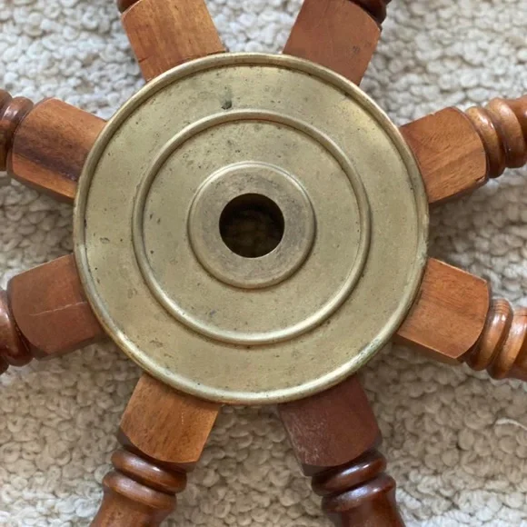 Antique Yacht Steering Wheel ⛵️ - Picture 3 of 4